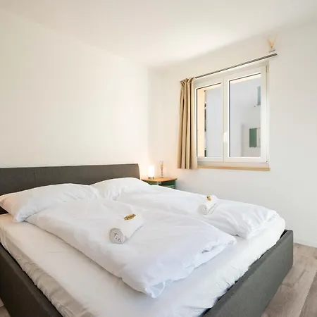 Moderne Wohnung Mit Parkplatz Ostermundigen Exterior photo